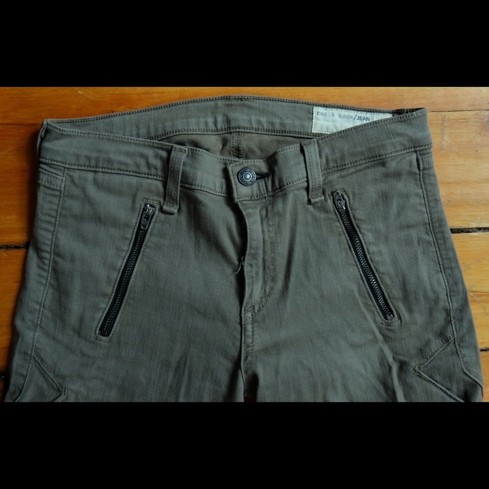 Rag and Bone hunter green pants with zippers!